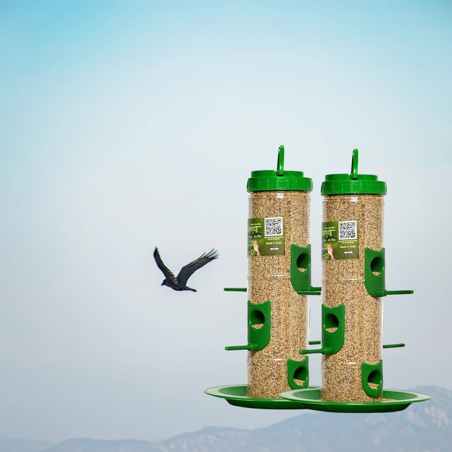 Durable Hanging Bird Feeder for Outdoor Use – Attracts Wild Birds